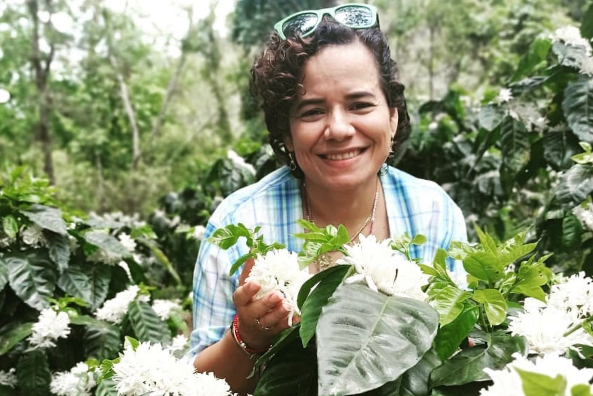 El Salvador Finca Talquesalar coffee farmer